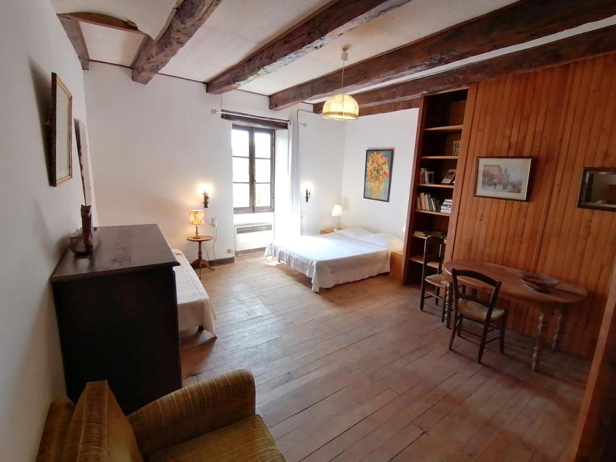 Вилла 11 Rue Basse Нажак Экстерьер фото